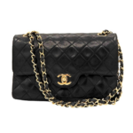 CHANEL　チェーンマトラッセバッグ　表面写真